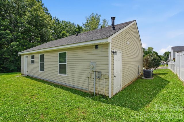 2306 Jordi Way, Charlotte, NC 28213