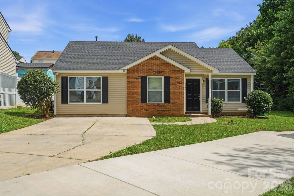 2306 Jordi Way, Charlotte, NC 28213