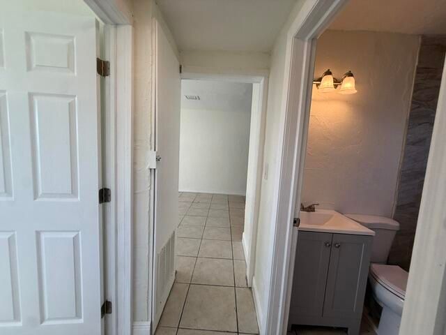 1913 Division Avenue 102, West Palm Beach, FL 33407