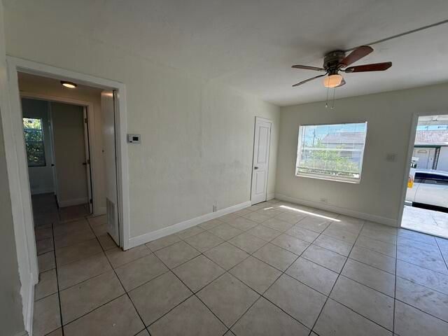 1913 Division Avenue 102, West Palm Beach, FL 33407