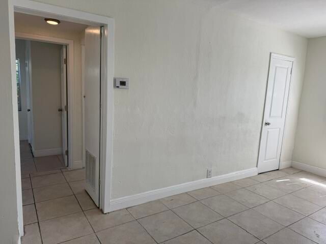 1913 Division Avenue 102, West Palm Beach, FL 33407