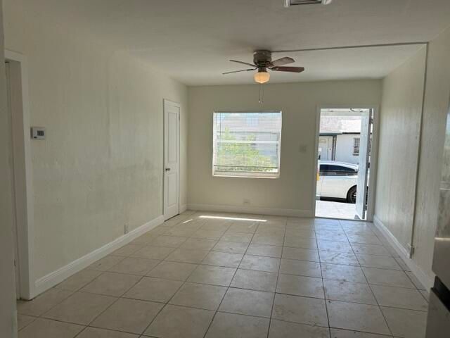 1913 Division Avenue 102, West Palm Beach, FL 33407