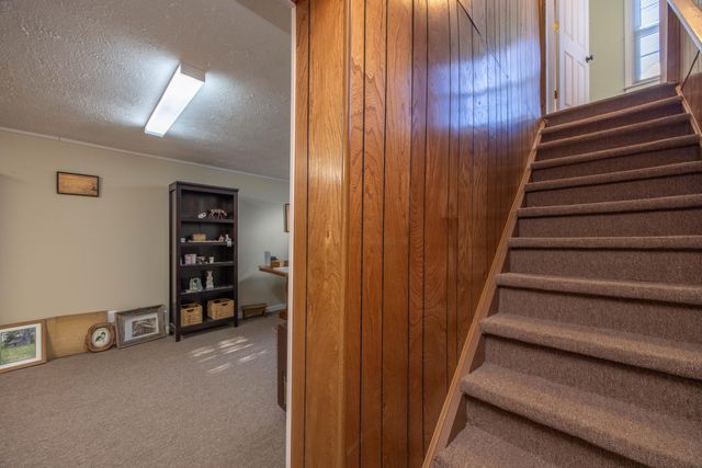 210 Doyle Avenue, Paris, KY 40361