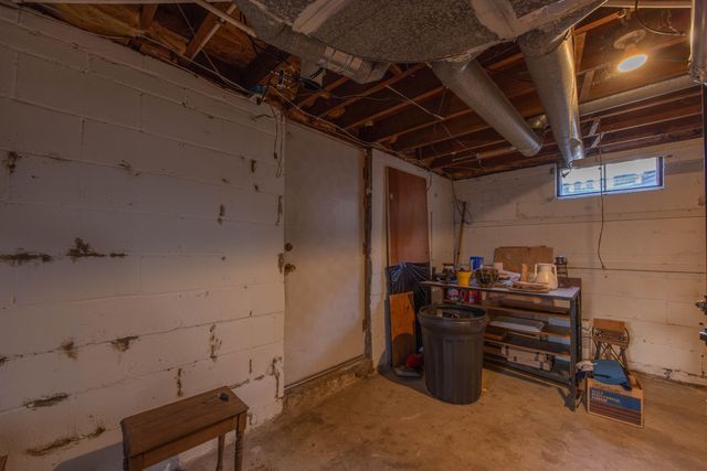 210 Doyle Avenue, Paris, KY 40361