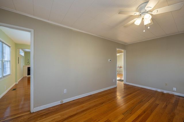 210 Doyle Avenue, Paris, KY 40361