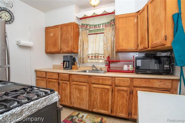 15872 Coyle Street, Detroit, MI 48227