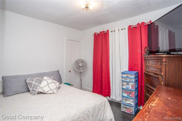 15872 Coyle Street, Detroit, MI 48227