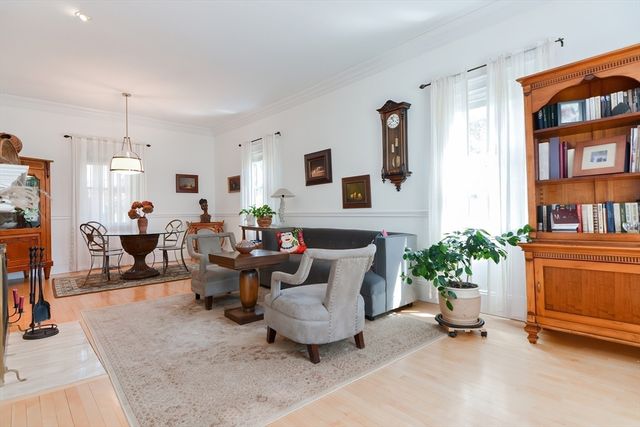 3 Forest St 3, Newton, MA 02461