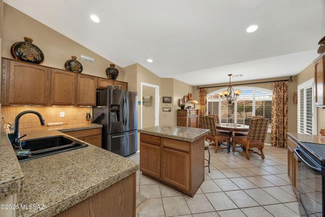 38845 S Rock Wood Drive, Tucson, AZ 85739