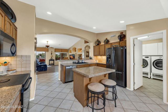 38845 S Rock Wood Drive, Tucson, AZ 85739