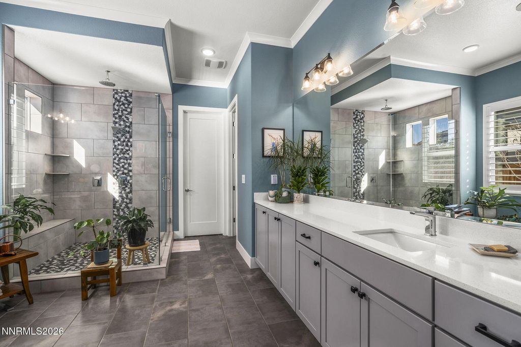 Image 18 of property listing at 8726 Larkhaven Court, Reno, NV 89523