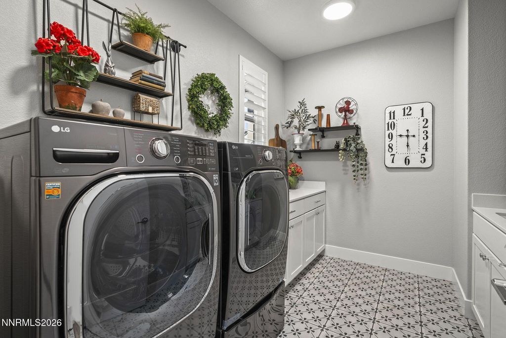 Image 24 of property listing at 8726 Larkhaven Court, Reno, NV 89523