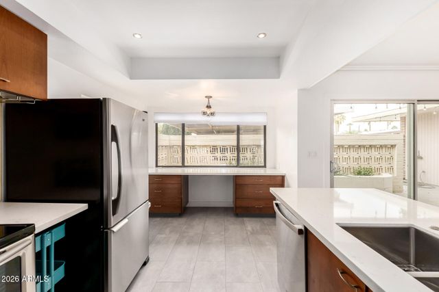 3713 E GLENROSA Avenue, Phoenix, AZ 85018