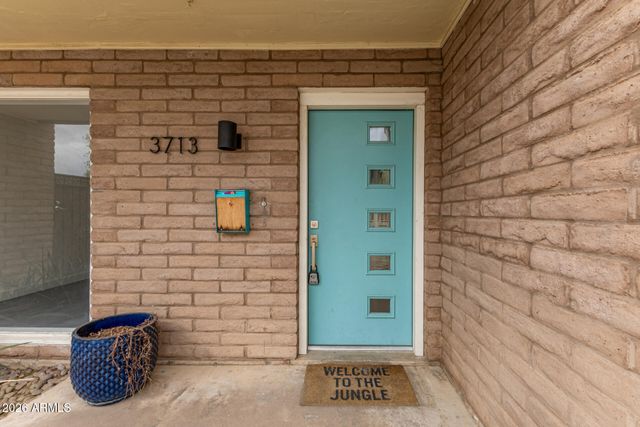 3713 E GLENROSA Avenue, Phoenix, AZ 85018