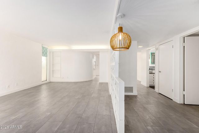 3713 E GLENROSA Avenue, Phoenix, AZ 85018