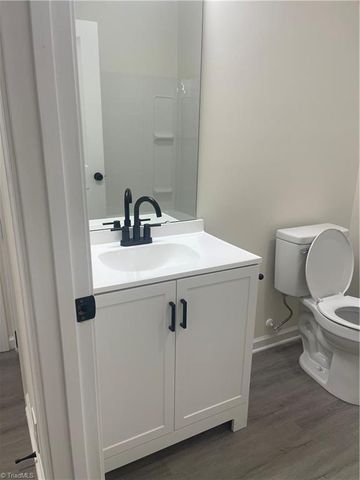 1015 Sharon Street, High Point, NC 27260