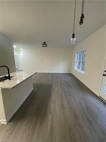 1015 Sharon Street, High Point, NC 27260