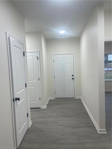 1015 Sharon Street, High Point, NC 27260