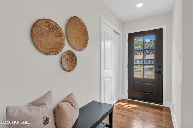11 W Park Avenue, Belford, NJ 07718