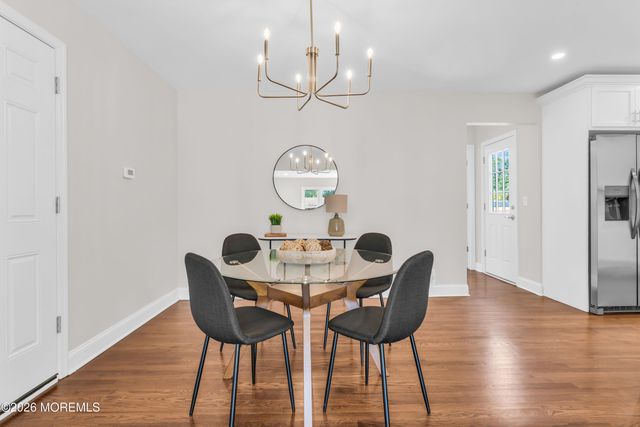 11 W Park Avenue, Belford, NJ 07718