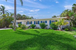 307 57TH STREET, Holmes Beach, FL 34217