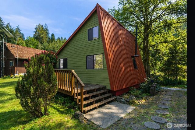 8216 Rose Valley Road, Kelso, WA 98626