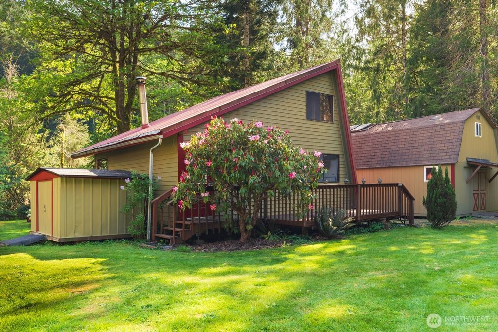 8216 Rose Valley Road, Kelso, WA 98626