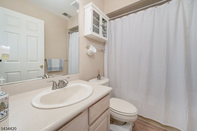 4 The Arbors, New Providence Boro, NJ 07974