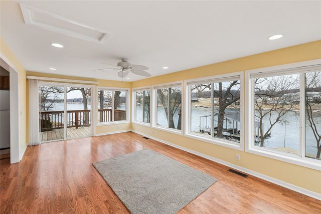 199 Cottage Lane, Montezuma, IA 50171