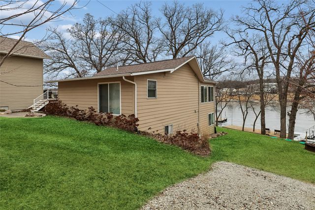 199 Cottage Lane, Montezuma, IA 50171