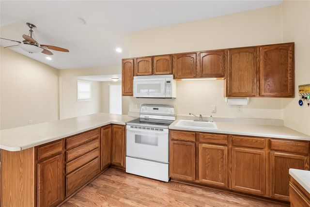 199 Cottage Lane, Montezuma, IA 50171