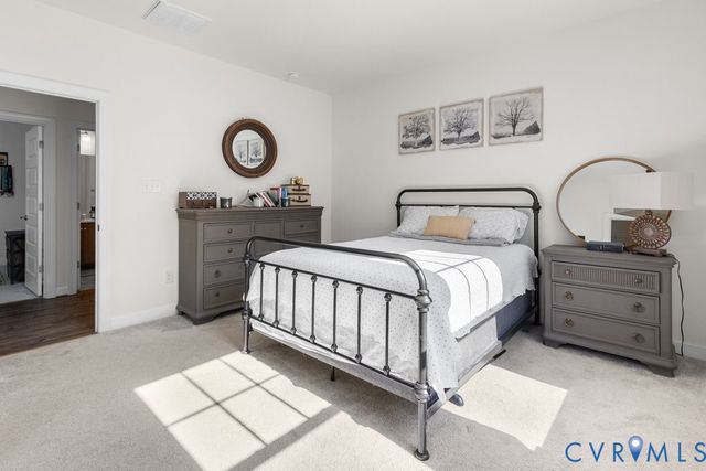 1713 Mainsail Ln, Chester, VA 23836