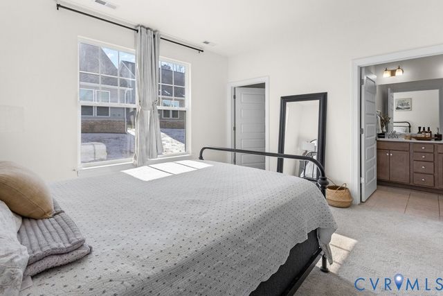 1713 Mainsail Ln, Chester, VA 23836