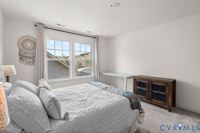 1713 Mainsail Ln, Chester, VA 23836