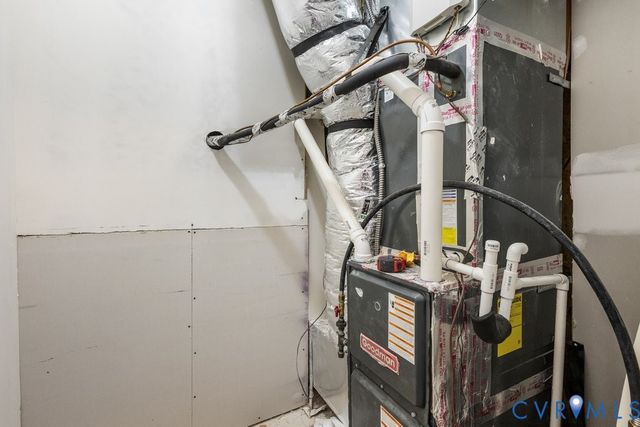 1713 Mainsail Ln, Chester, VA 23836