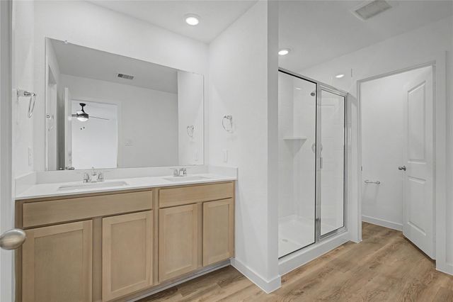 2629 Mchenry Landing Lane, Houston, TX 77051