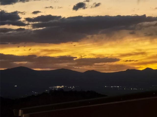 30 Estrellas De Tano, Santa Fe, NM 87506