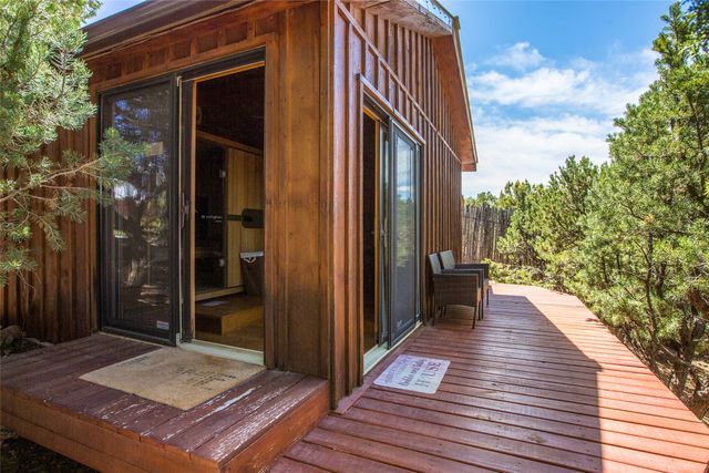 30 Estrellas De Tano, Santa Fe, NM 87506