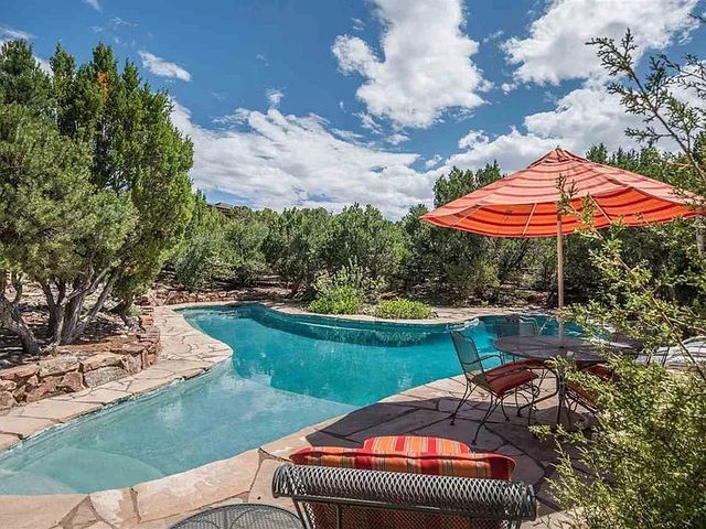 30 Estrellas De Tano, Santa Fe, NM 87506
