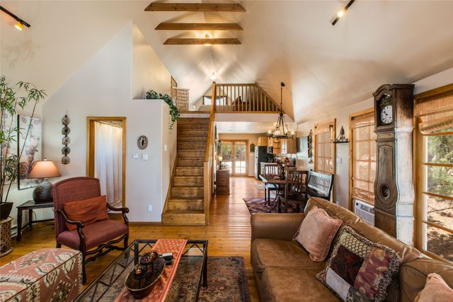 30 Estrellas De Tano, Santa Fe, NM 87506