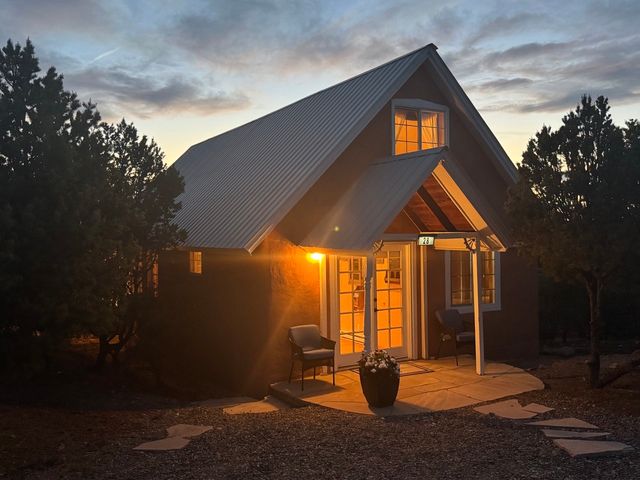 30 Estrellas De Tano, Santa Fe, NM 87506
