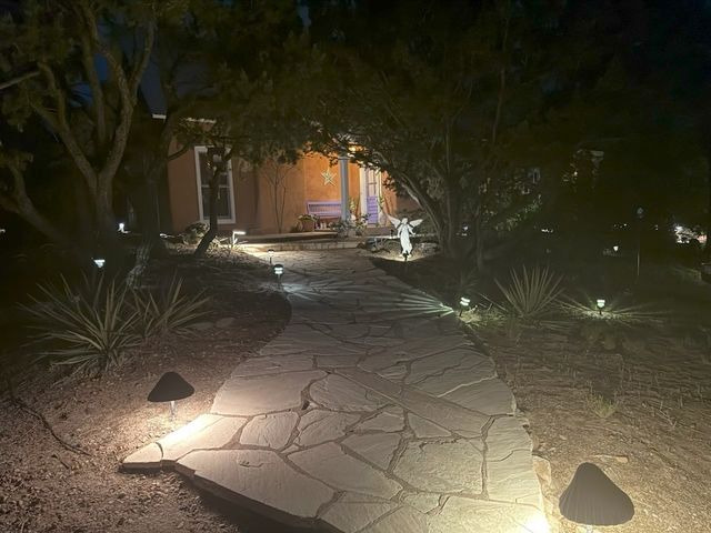 30 Estrellas De Tano, Santa Fe, NM 87506