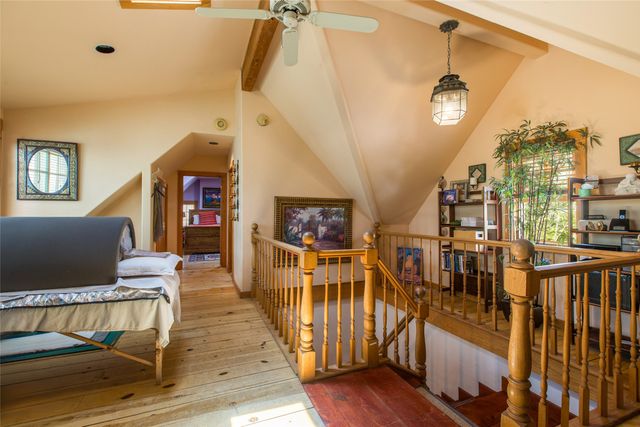 30 Estrellas De Tano, Santa Fe, NM 87506