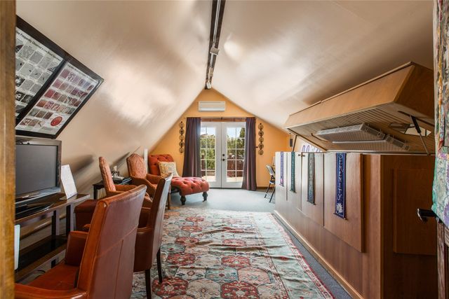 30 Estrellas De Tano, Santa Fe, NM 87506