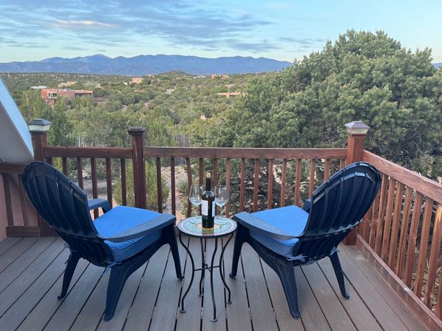 30 Estrellas De Tano, Santa Fe, NM 87506
