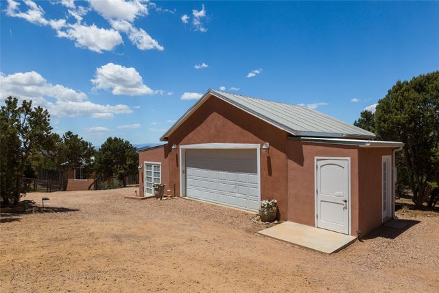 30 Estrellas De Tano, Santa Fe, NM 87506