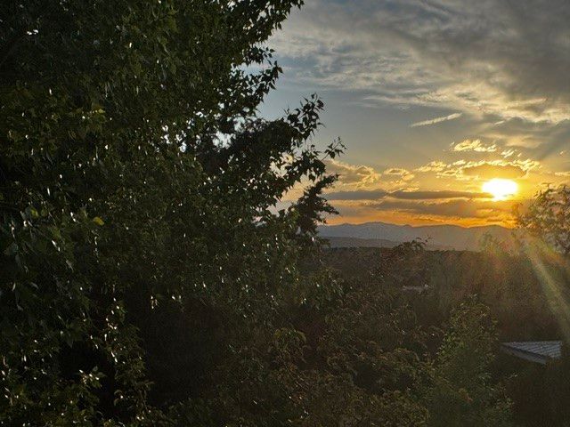 30 Estrellas De Tano, Santa Fe, NM 87506