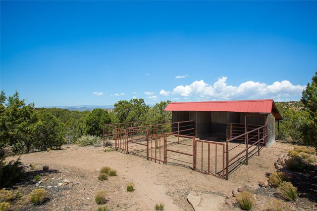 30 Estrellas De Tano, Santa Fe, NM 87506