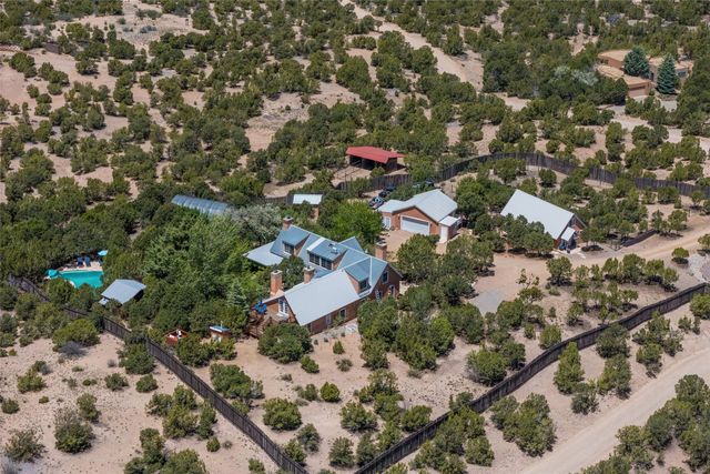 30 Estrellas De Tano, Santa Fe, NM 87506