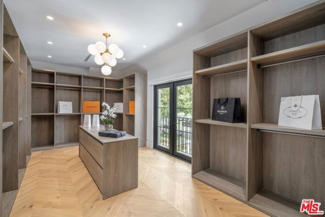 525 N Camden Drive, Beverly Hills, CA 90210